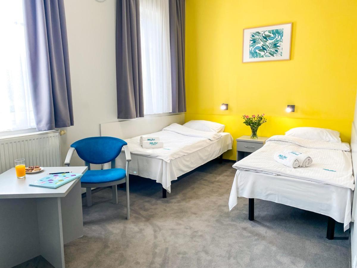 Hotel Jablonski Stawiguda Bagian luar foto