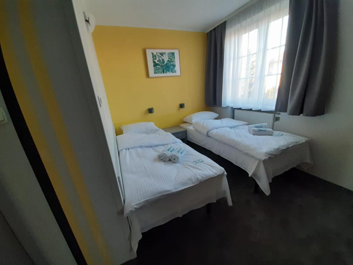 Hotel Jablonski Stawiguda Bagian luar foto