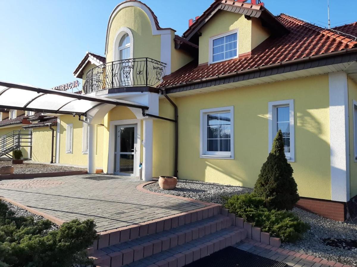Hotel Jablonski Stawiguda Bagian luar foto